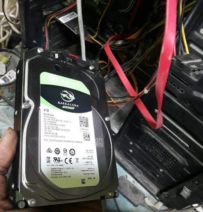 3.5 inch hard drive in desktop computer